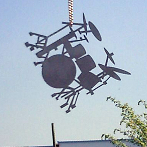 drum kit pendant by Steve Keene :  lasercut jewelry drum kits jewellery